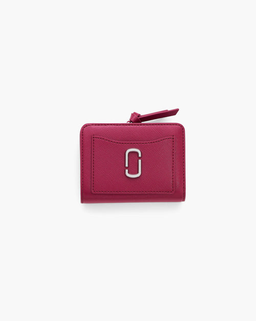 Marc Jacobs The Utility Snapshot Mini Compact Wallet in Lipgloss Pink
