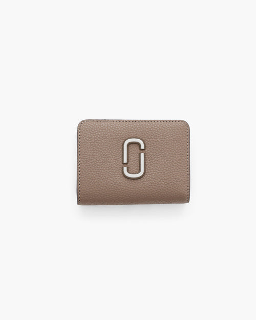 Marc Jacobs The Pebble J Marc Mini Compact Wallet in Cement