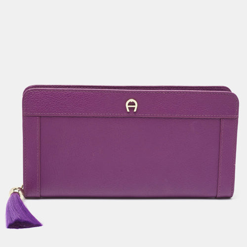 Purple Leather Cavallina Tassel Continental Wallet