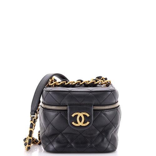 CHANEL Chain Bar Vanity Case with Chain Quilted Calfskin Small