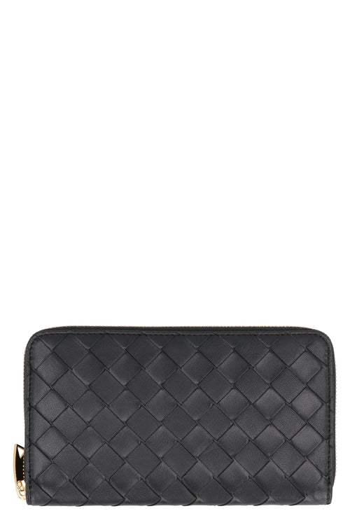 Women's Leather Zip-Around Wallet in Black | 608053VCPP2 Color 8425