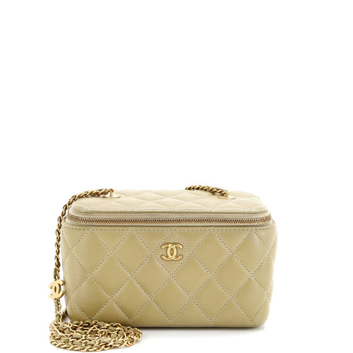 CHANEL Coco de Toi Heart Vanity Case with Chain Quilted Lambskin Small