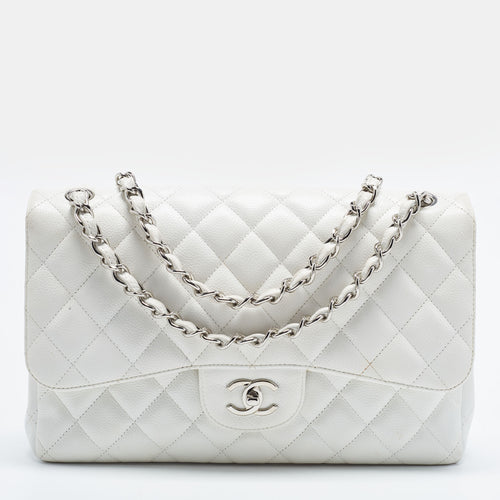 src:http://cdn.theluxurycloset.com/uploads/products/full/luxury-women-chanel-used-handbags-p1435385-001.jpg