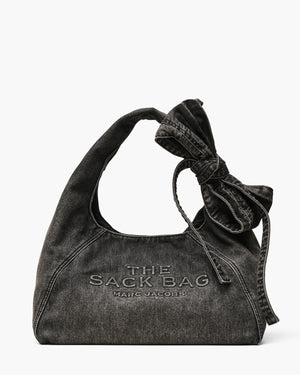 src:https://media.marcjacobs.com/match/product_style_code/2p5hsh028h03/nrf/965/sequence/main/