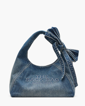 src:https://media.marcjacobs.com/match/product_style_code/2p5hsh028h03/nrf/492/sequence/main/