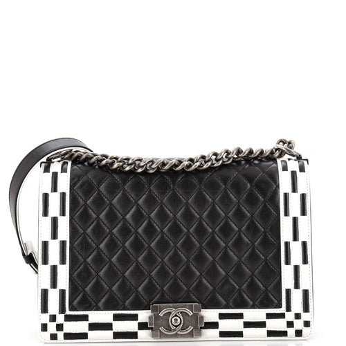 CHANEL Checkerboard Trim Boy Flap Bag Quilted Calfskin New Medium