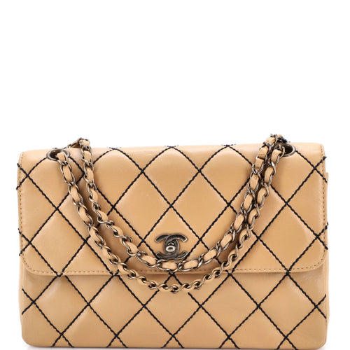 CHANEL Surpique Flap Bag Quilted Leather Medium