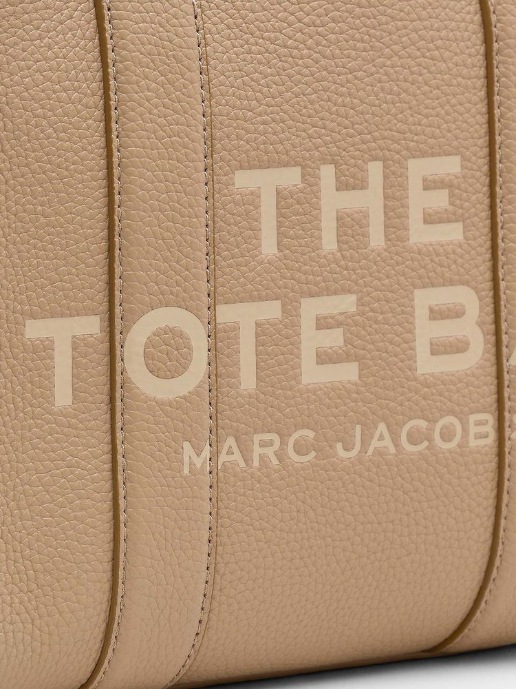 Marc Jacobs Marc Jacobs Babe Top Handle Grained Calf Leather Tote Bag - Camel