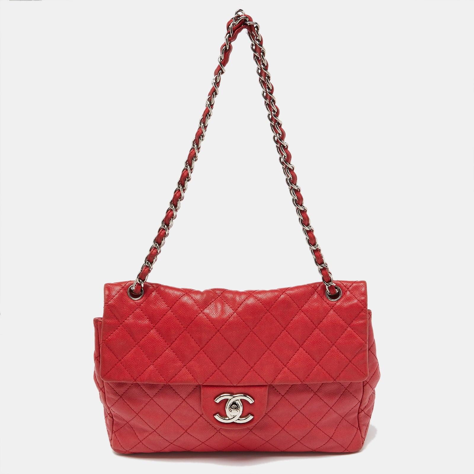 Chanel Sac à rabat classique maxi en cuir matelassé rouge