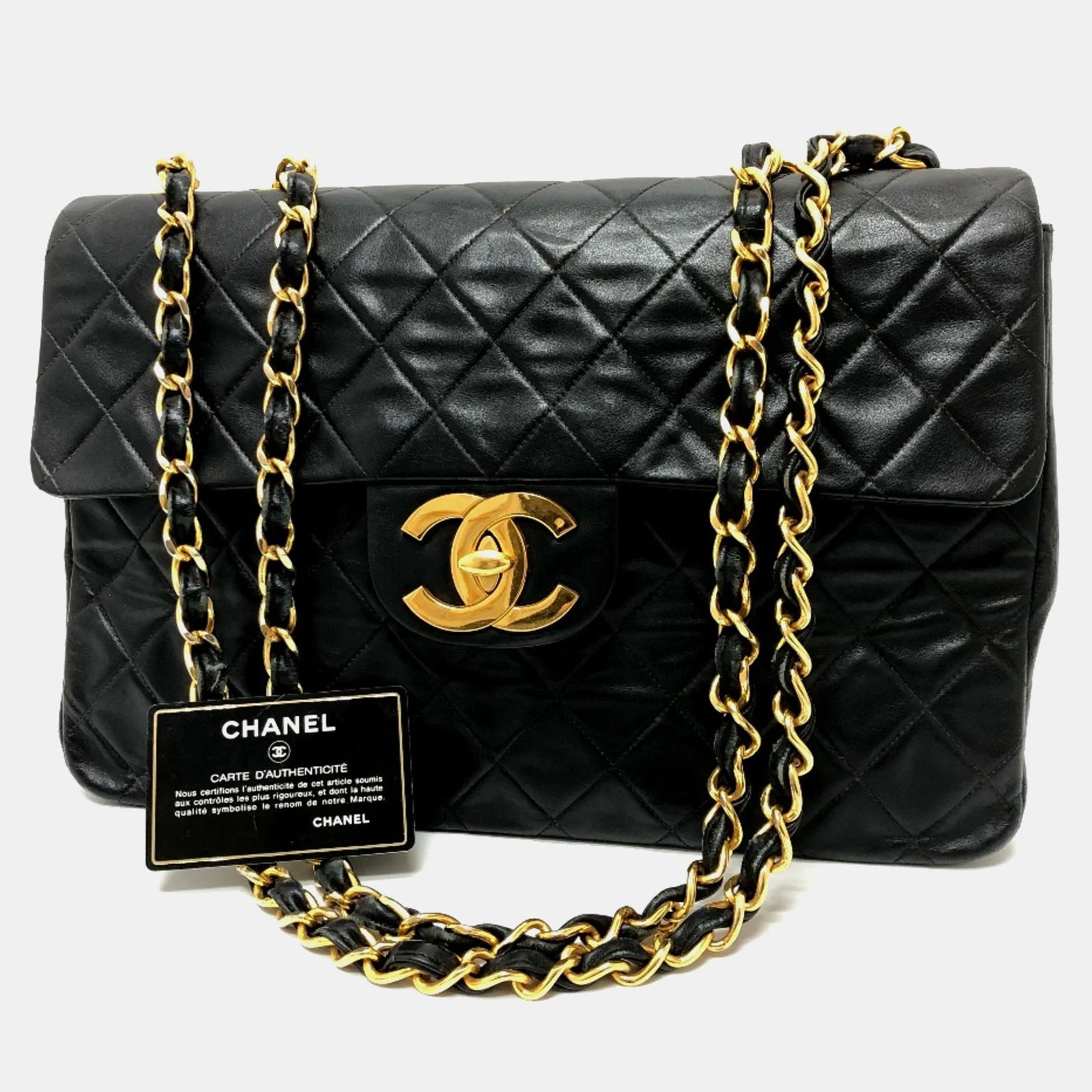 Chanel Sac à rabat classique Maxi Jumbo XL en cuir d'agneau matelassé noir