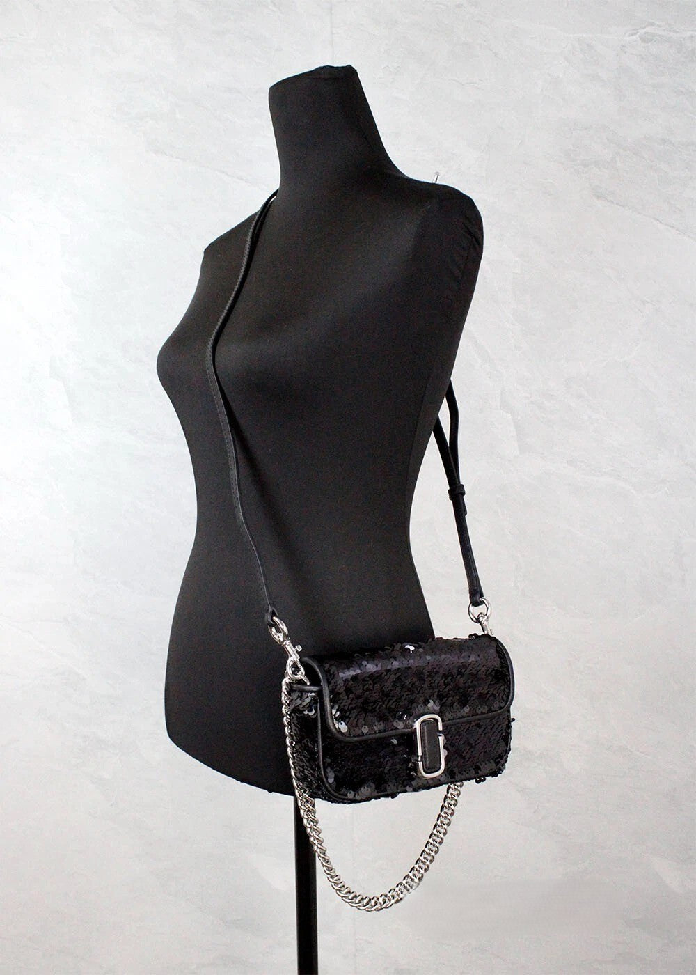 Marc Jacobs Marc Jacobs Shoulder Bag - Black
