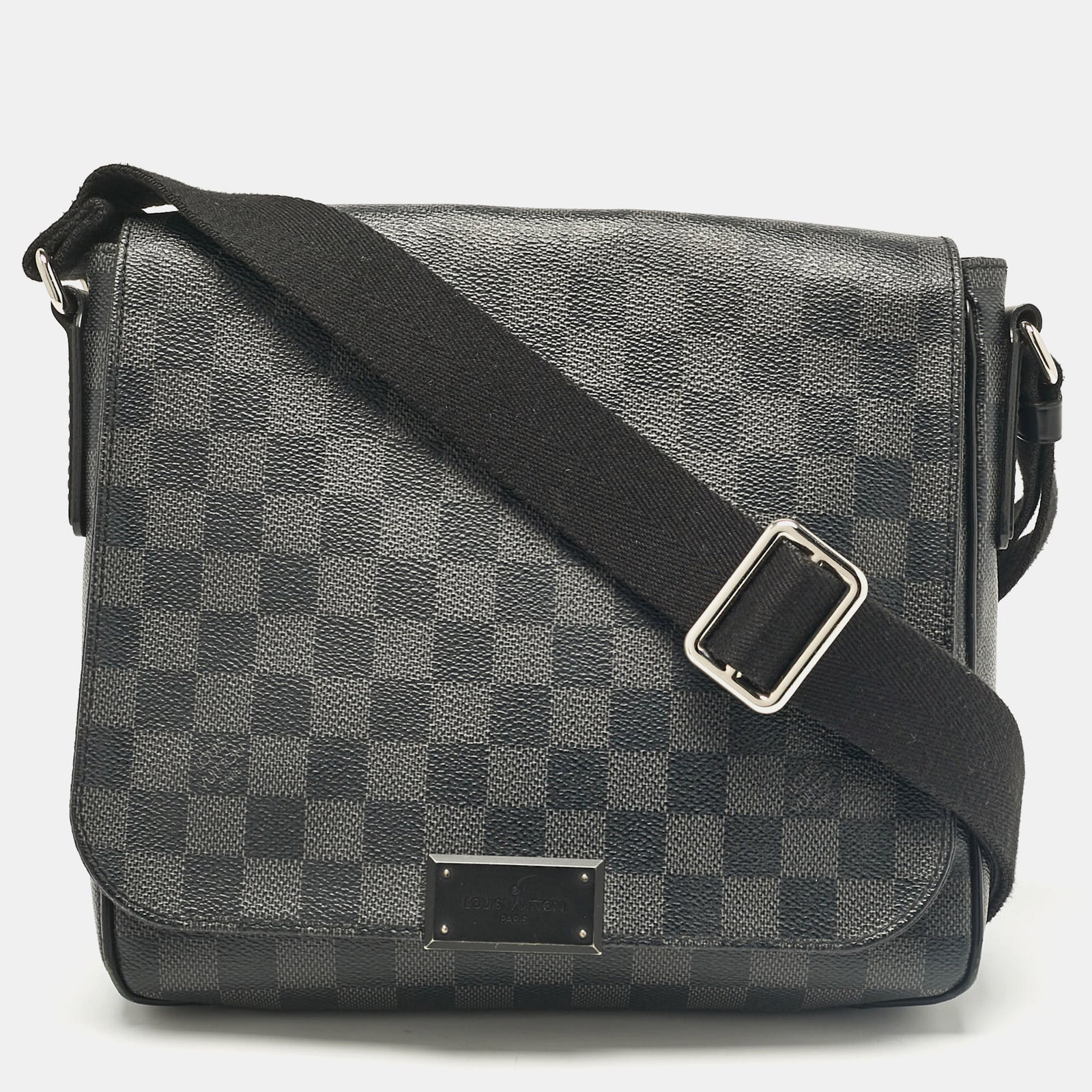 Louis Vuitton Damier Graphite Canvas District PM Tasche