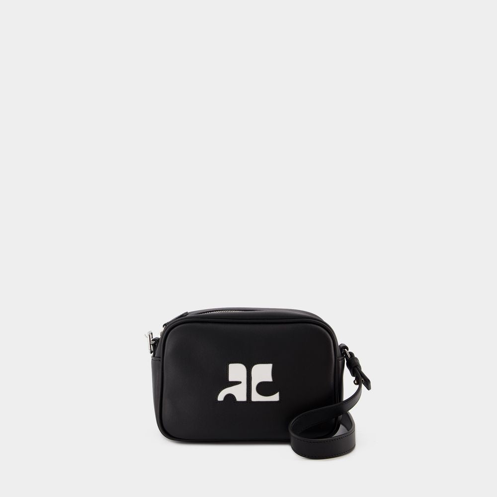 CourrÃ¨ges Women's Reedition Camera Bag in Nero | PERGSA061CR0065