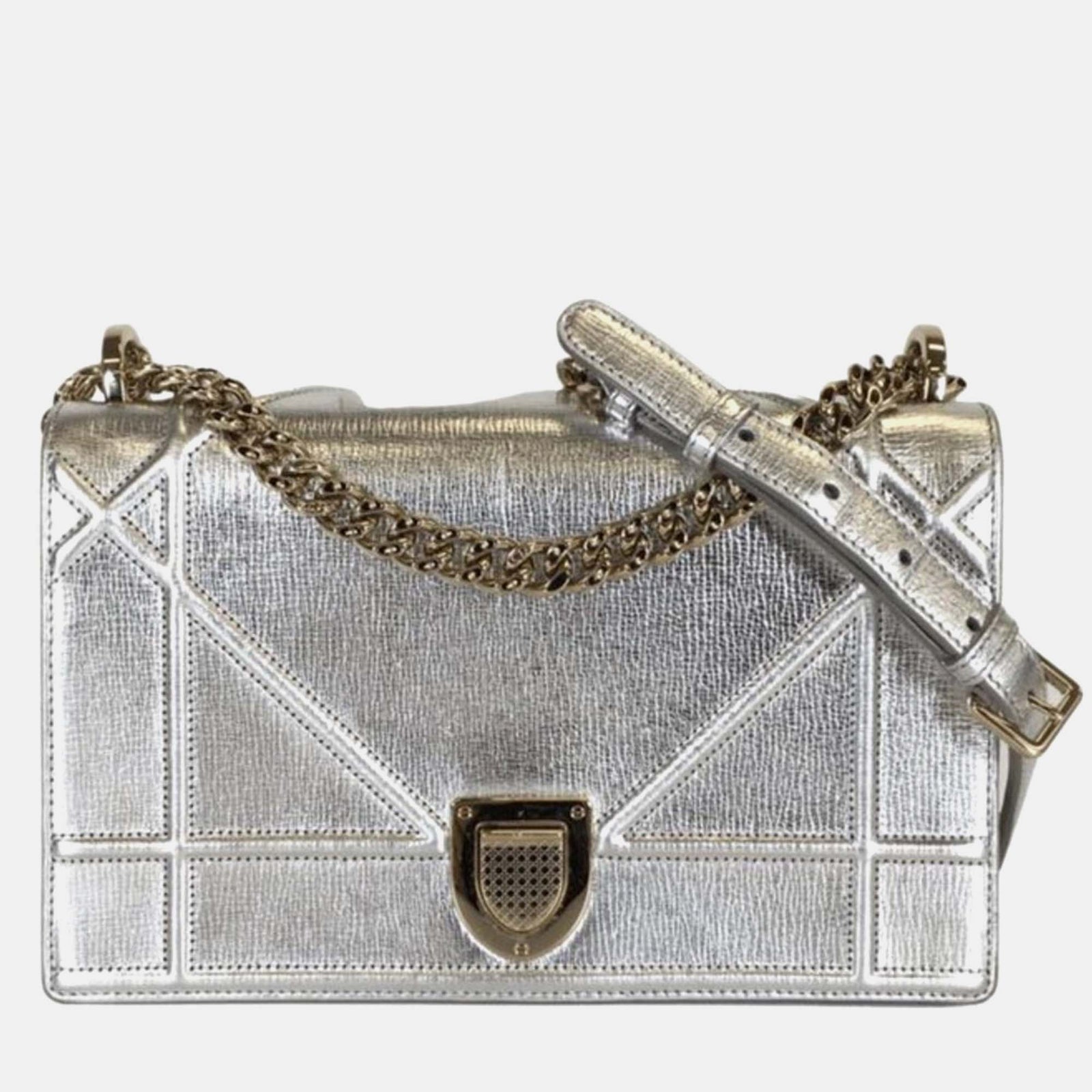 Dior Mittelgroße Diorama-Schultertasche aus silbernem Leder