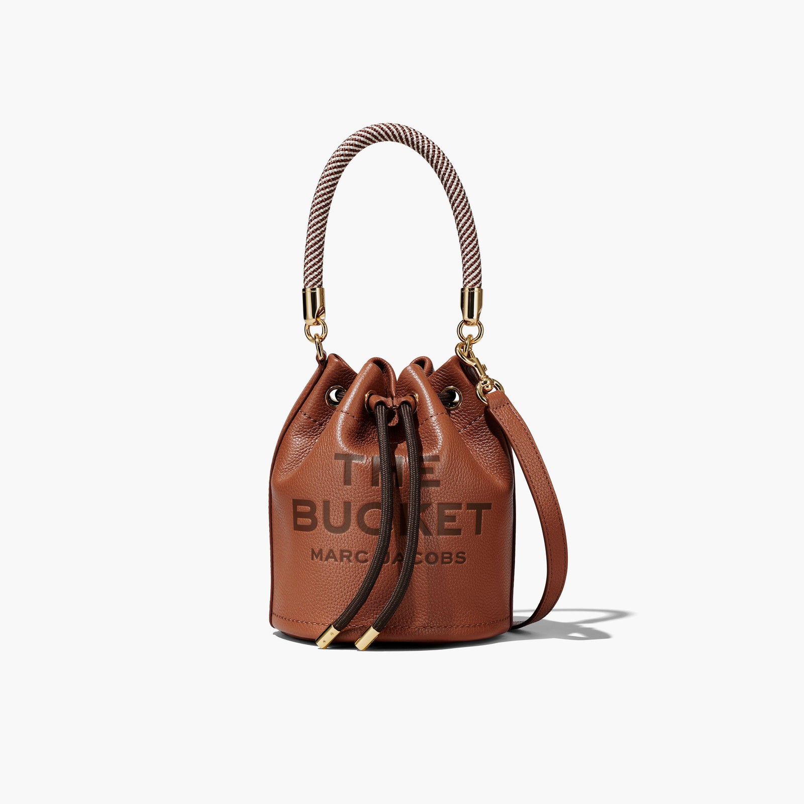 Marc Jacobs The Leather Bucket Bag in Argan Oil