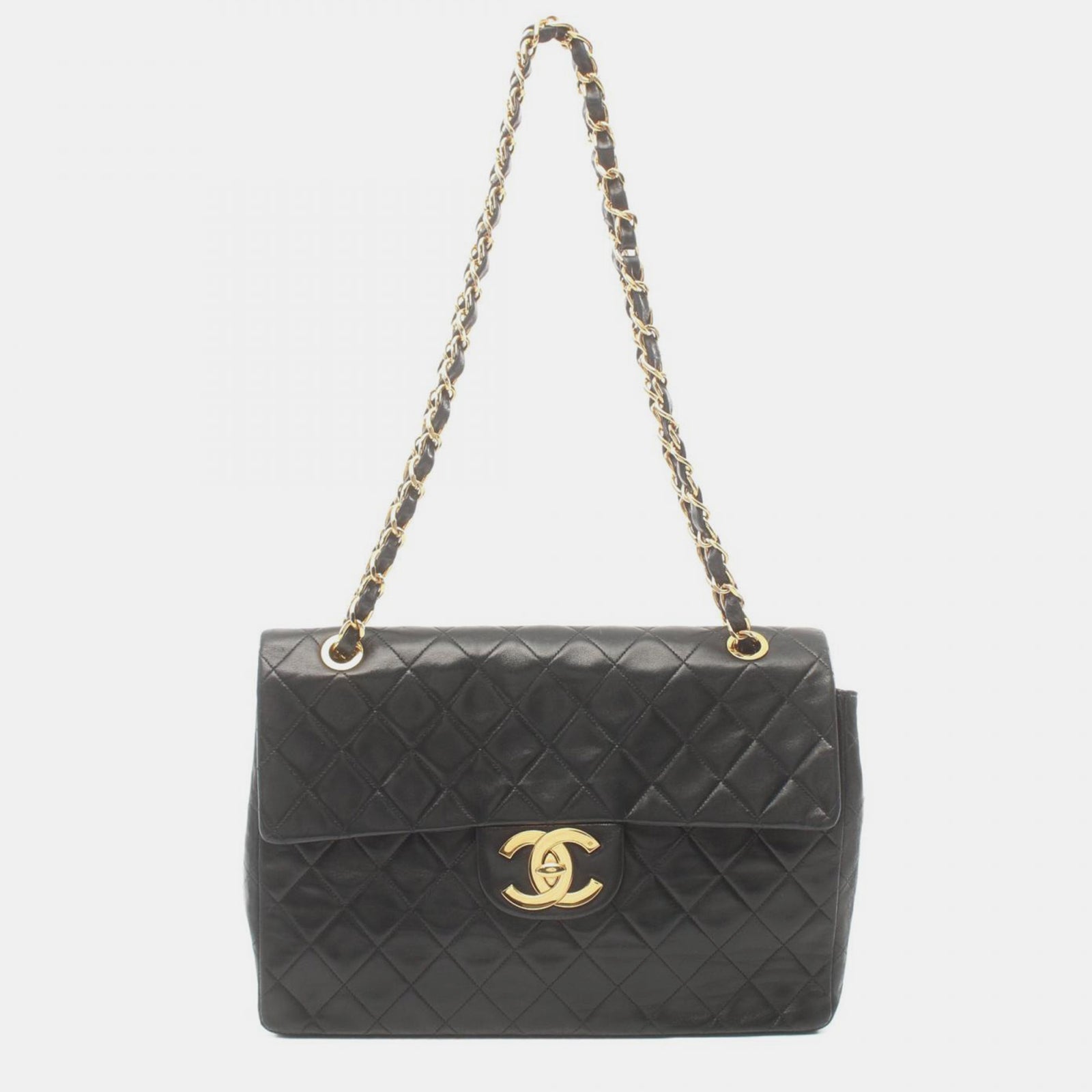 Chanel Sac à rabat classique vintage en cuir d'agneau matelassé noir