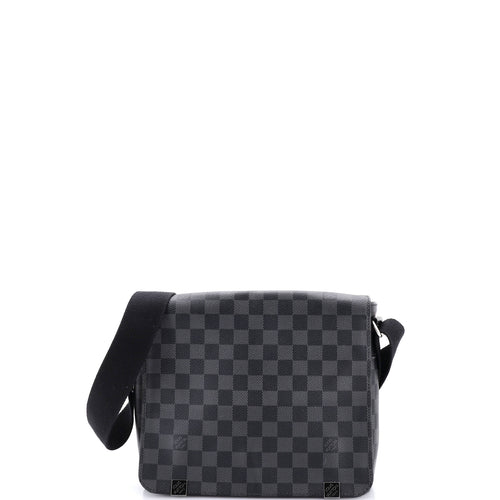 District NM Messenger Bag Damier Graphite PM