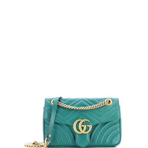 GUCCI GG Marmont Flap Bag Matelasse Leather Medium