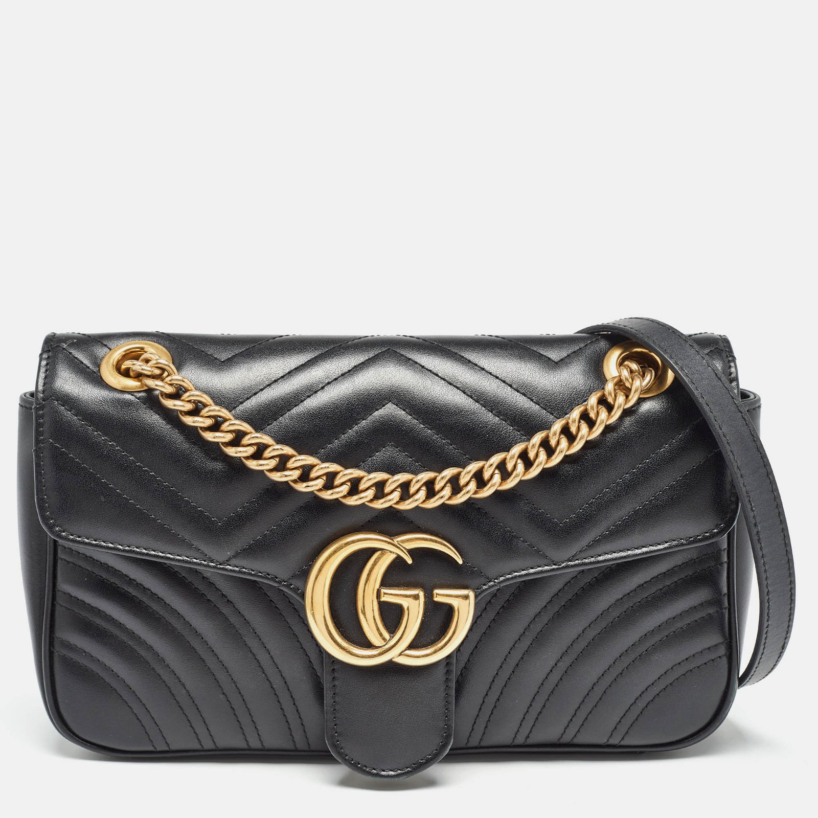 Gucci Kleine GG Marmont Schultertasche aus Matelassé-Leder in Schwarz