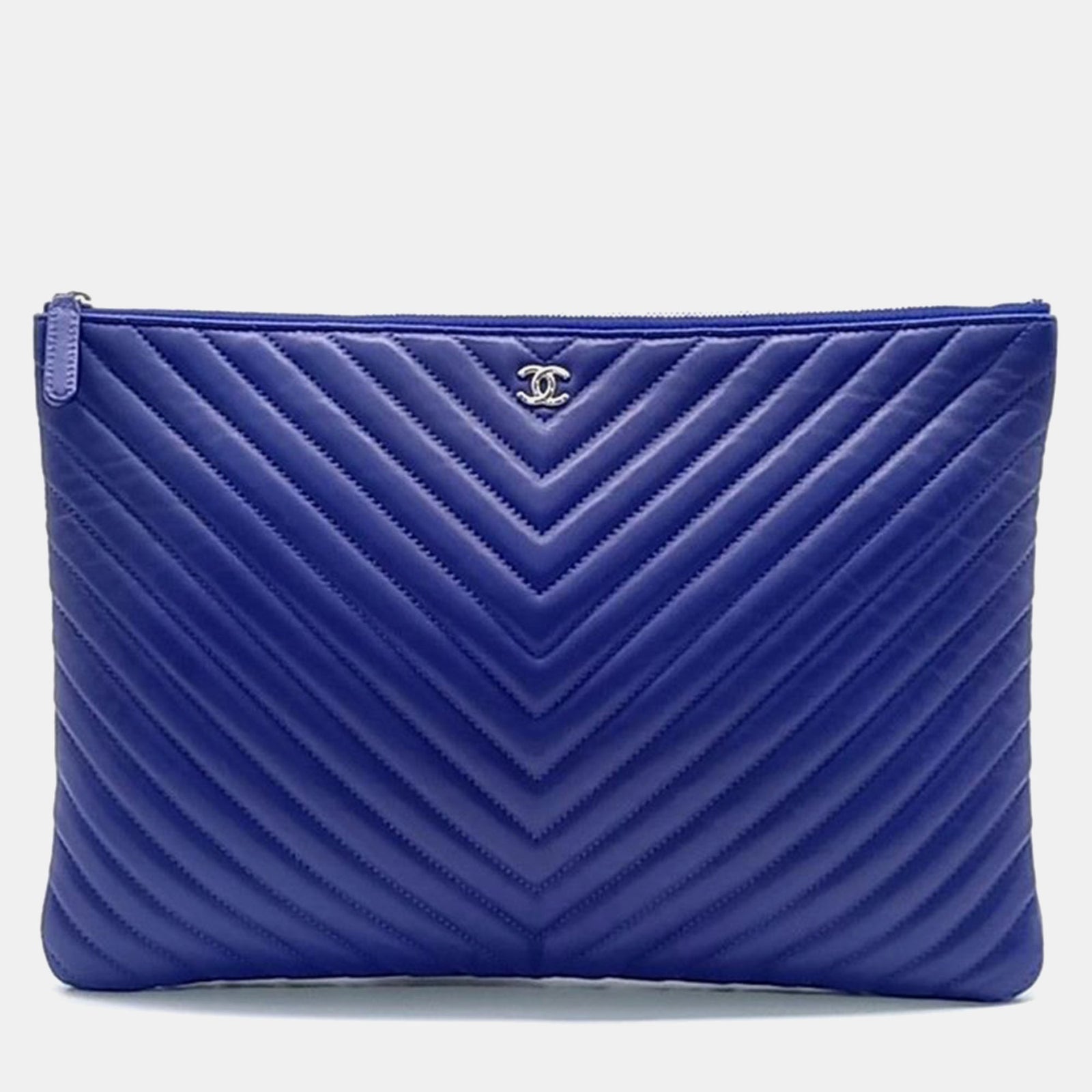 Chanel Pochette en cuir bleu à chevrons