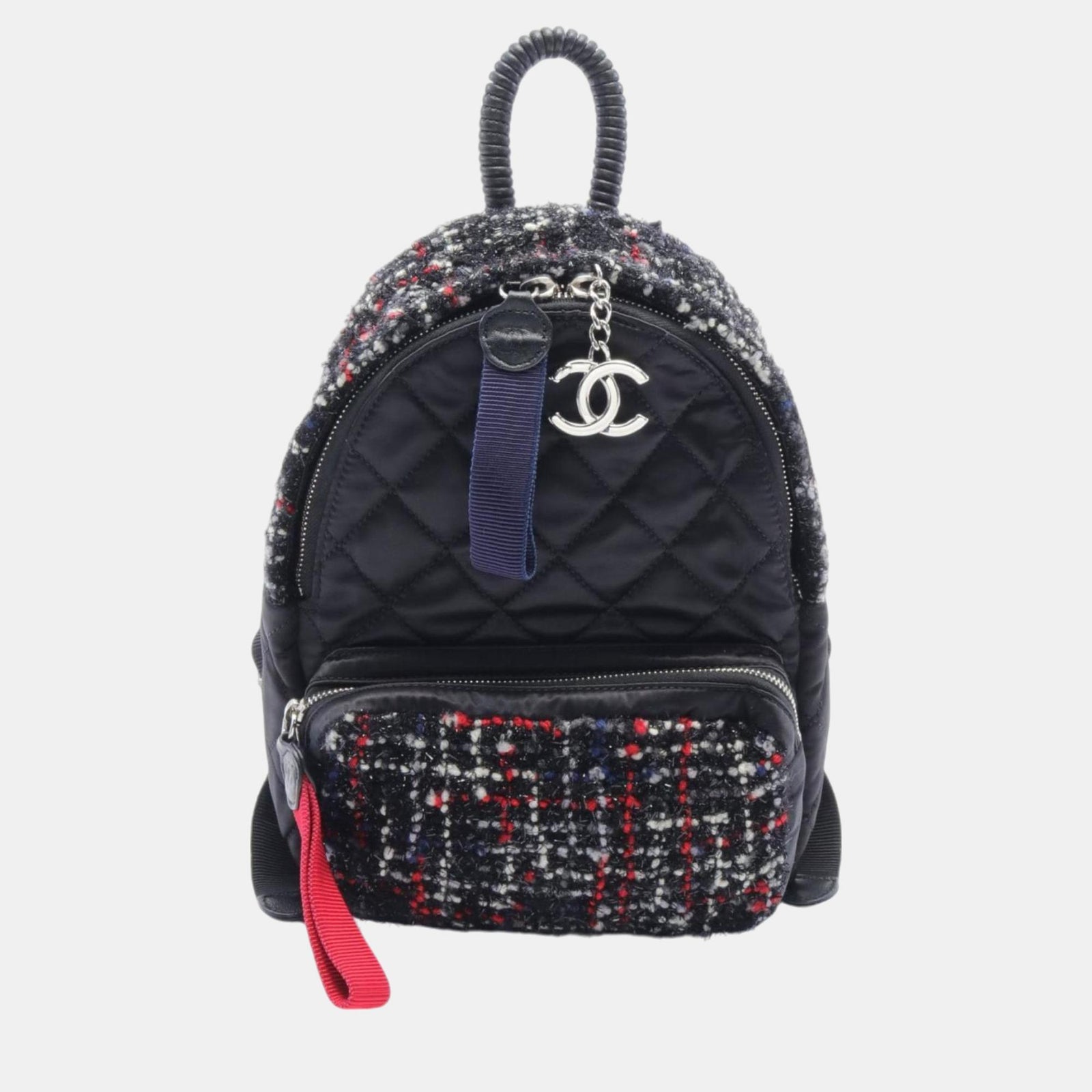 Chanel Schwarzer, mehrfarbiger Matelassé-Rucksack aus Nylongewebe und Leder