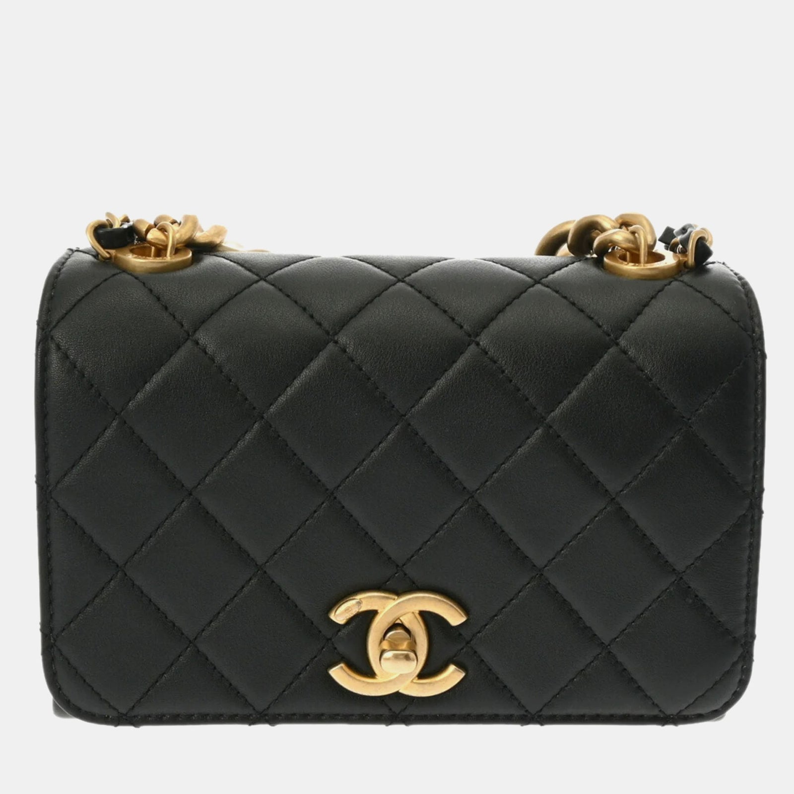 Chanel Schwarze Umhängetasche mit CC-Turnlock-Flap aus Leder