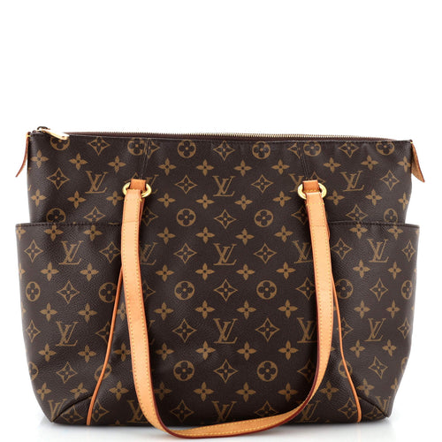 Totally Handbag Monogram Canvas MM