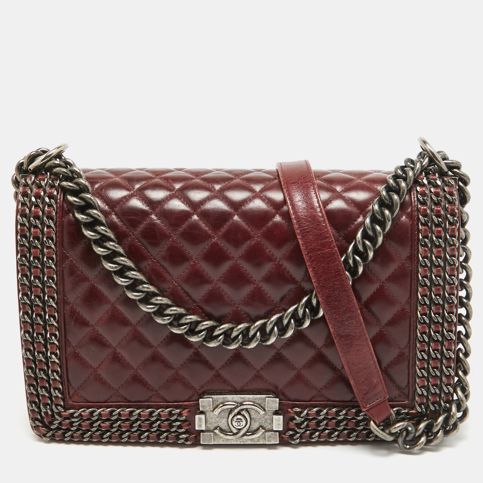 Chanel Sac à rabat en cuir bordeaux avec chaîne de taille moyenne pour garçon