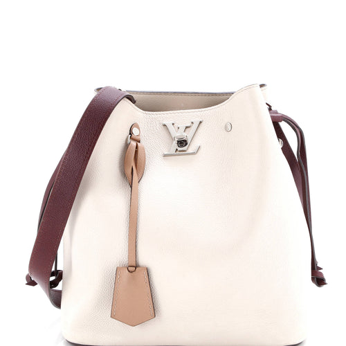 Lockme Bucket Bag Leather