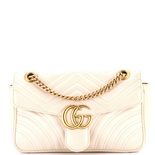 GUCCI GG Marmont Flap Bag Matelasse Leather Medium