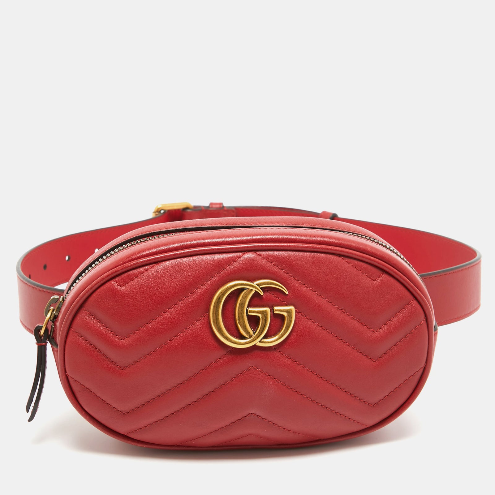 Gucci Rote GG Marmont Gürteltasche aus Matelassé-Leder