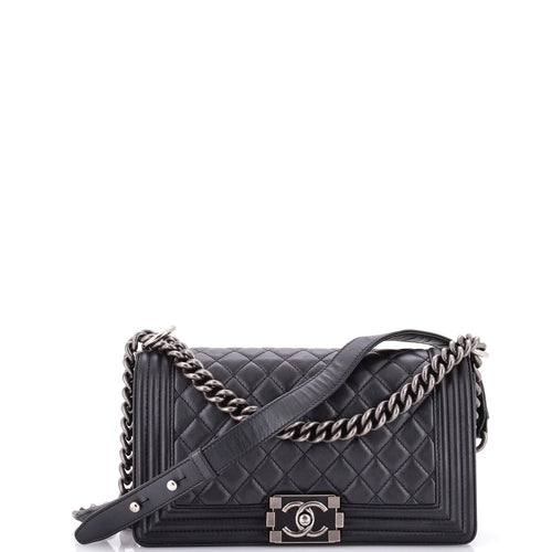 src:https://cdn.shopify.com/s/files/1/0384/0161/files/457854-1_20chanel_20boy_20flap_20bag_20quilted_20metallic_20calfskin_20old_20medium_2d_0002.jpg