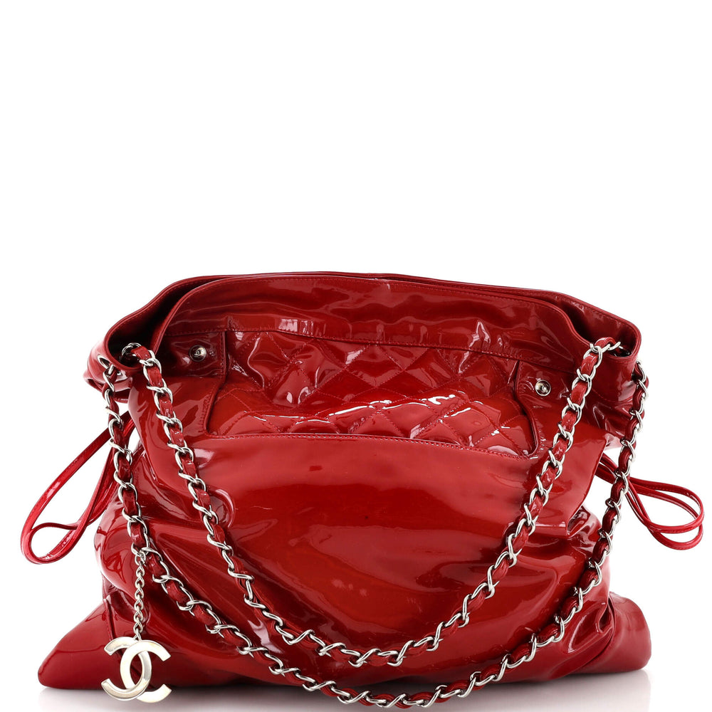 CHANEL 31 Drawstring Tote Quilted Patent Large