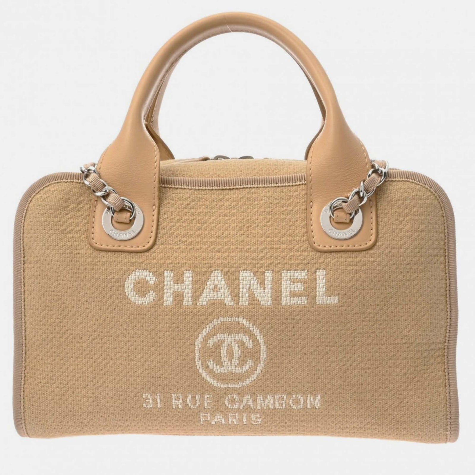 Chanel Beigefarbene Deauville Bowlingtasche aus Canvas