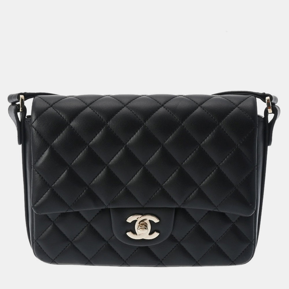 Chanel Black Calfskin Leather Ruffle Quilted Flap Bag Shoulder Bag