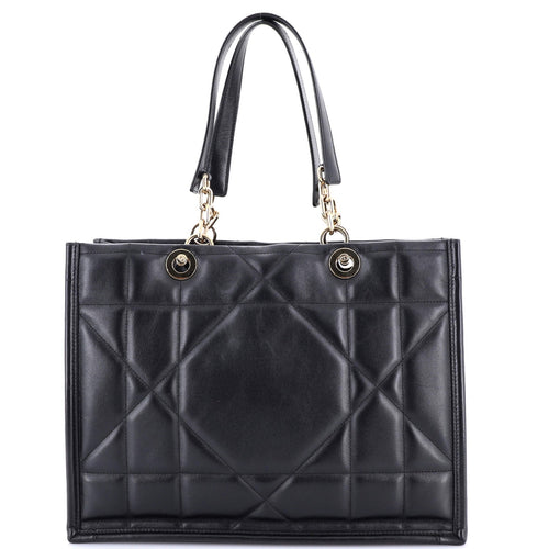 Essential Tote Archicannage Quilt Calfskin Medium