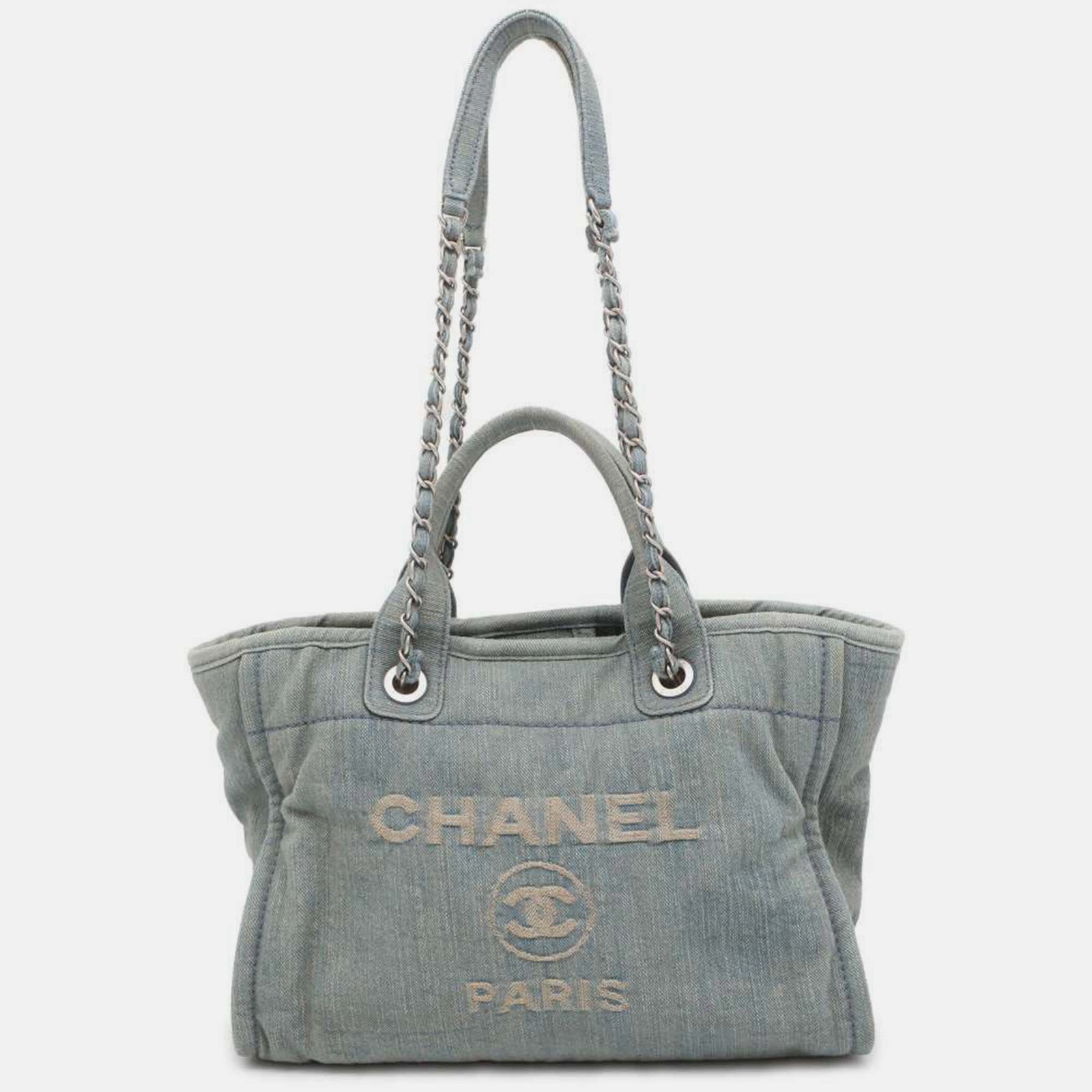 Chanel Kleine Deauville-Tasche aus hellblauem Denim