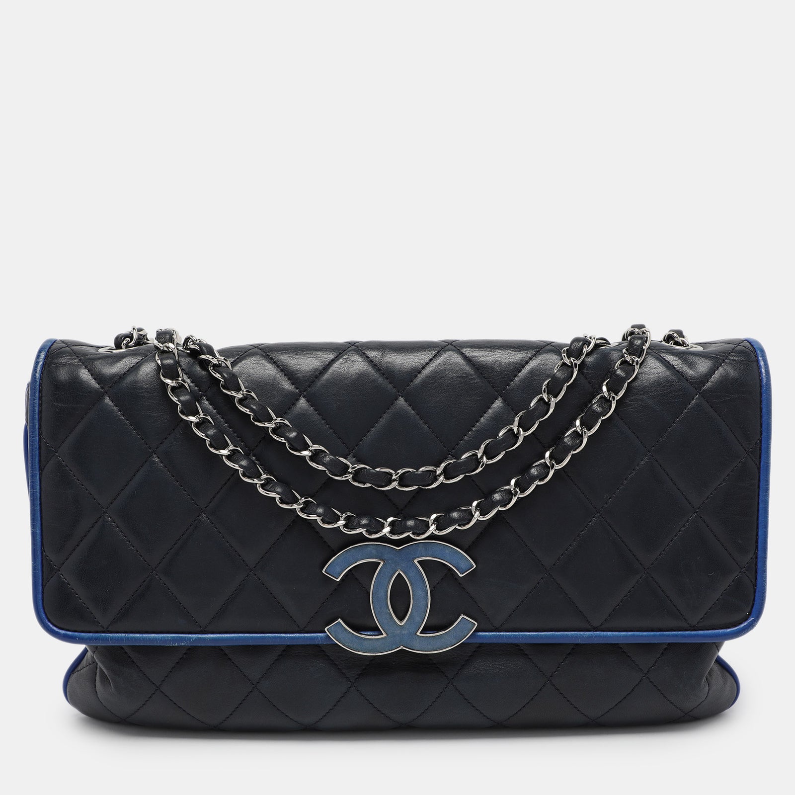 Chanel Divine Flap Bag aus gestepptem Leder in Marineblau