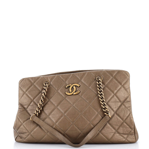 CHANEL CC Crown Tote Quilted Leather Medium