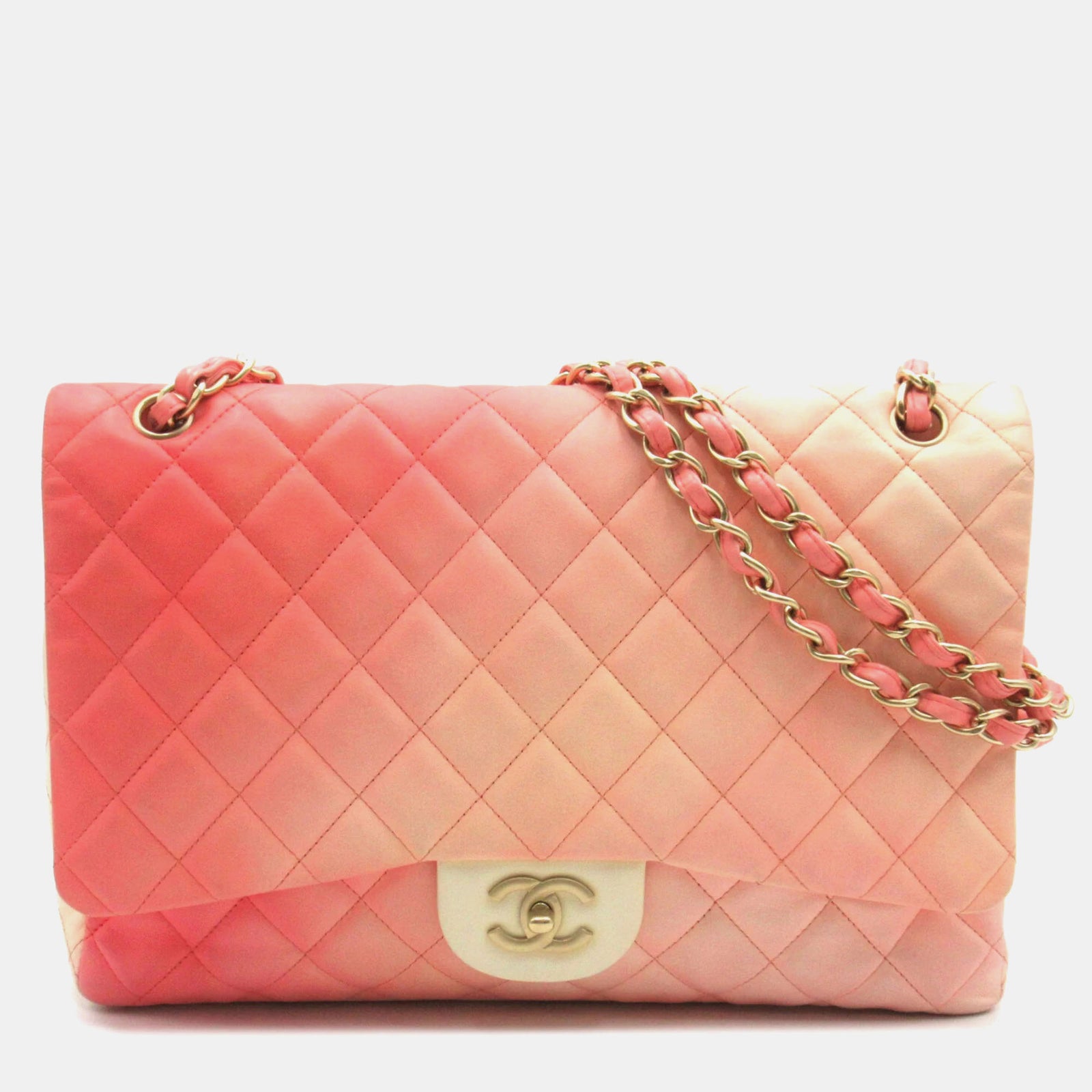 Chanel Sac à rabat classique maxi en cuir matelassé ombré