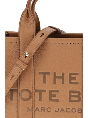 Marc Jacobs Tote Bag Small The Leather Small Tote Bag in Argan Oil