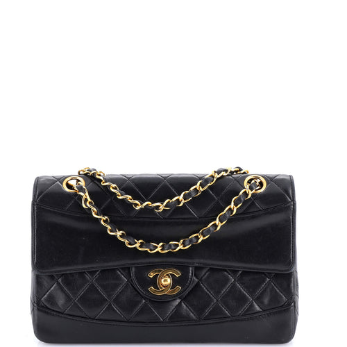 CHANEL Vintage CC Chain Flap Bag Quilted Lambskin Medium
