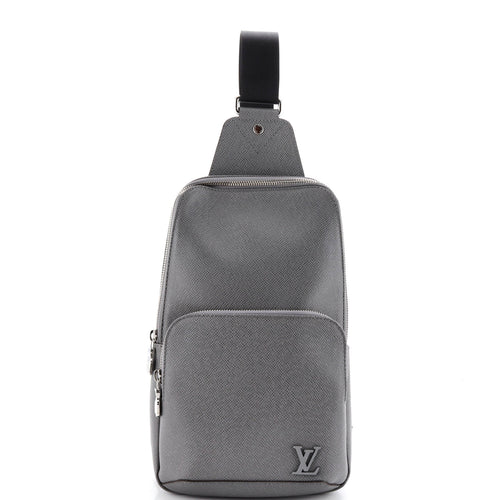 Avenue Sling Bag Taiga Leather