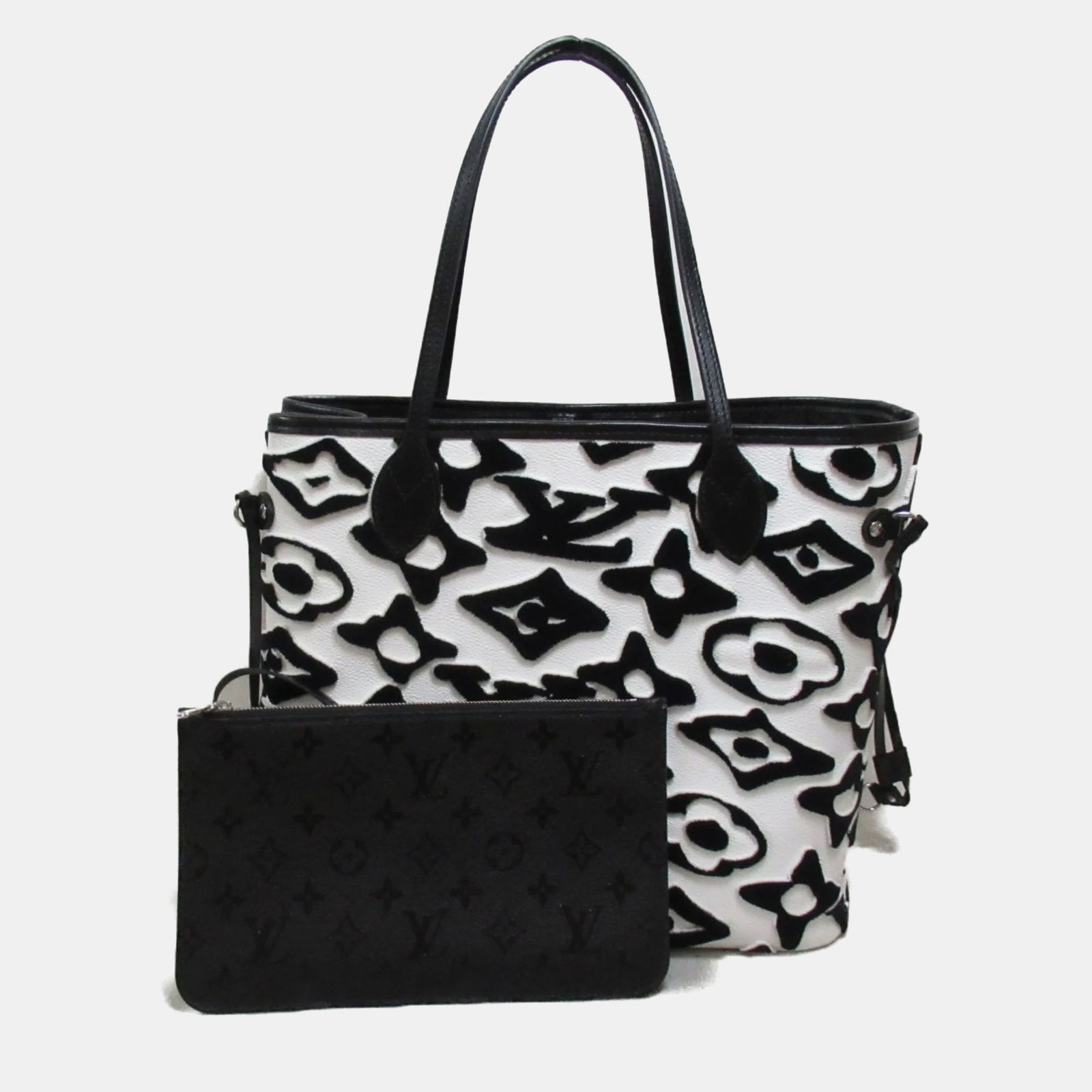 Louis Vuitton Sac fourre-tout X UF Neverfull MM à monogramme touffeté noir/blanc