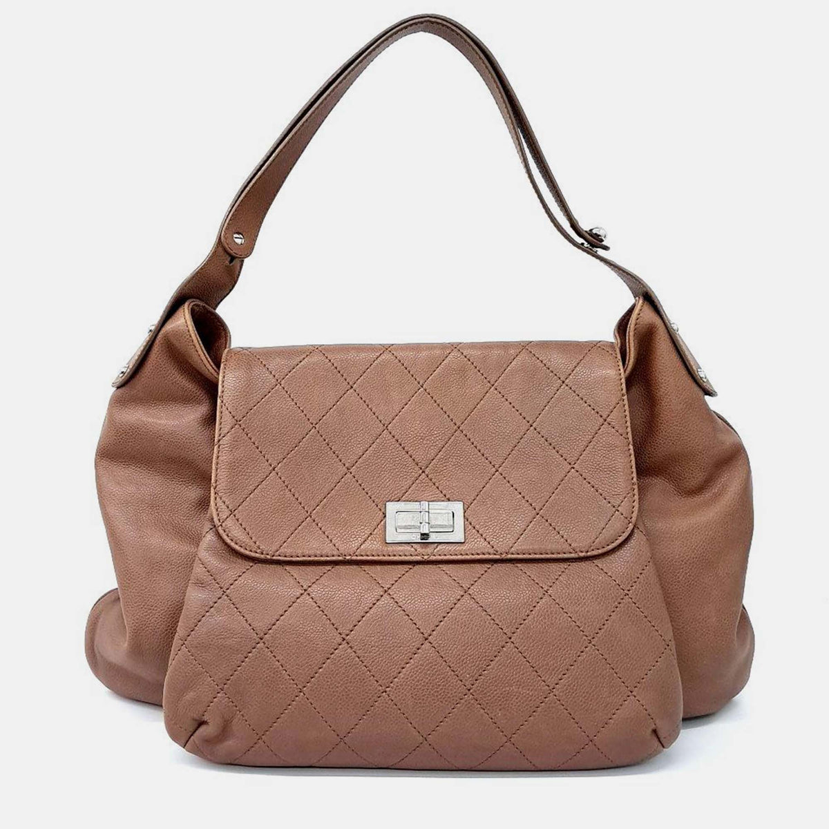 Chanel caviar shoulder bag