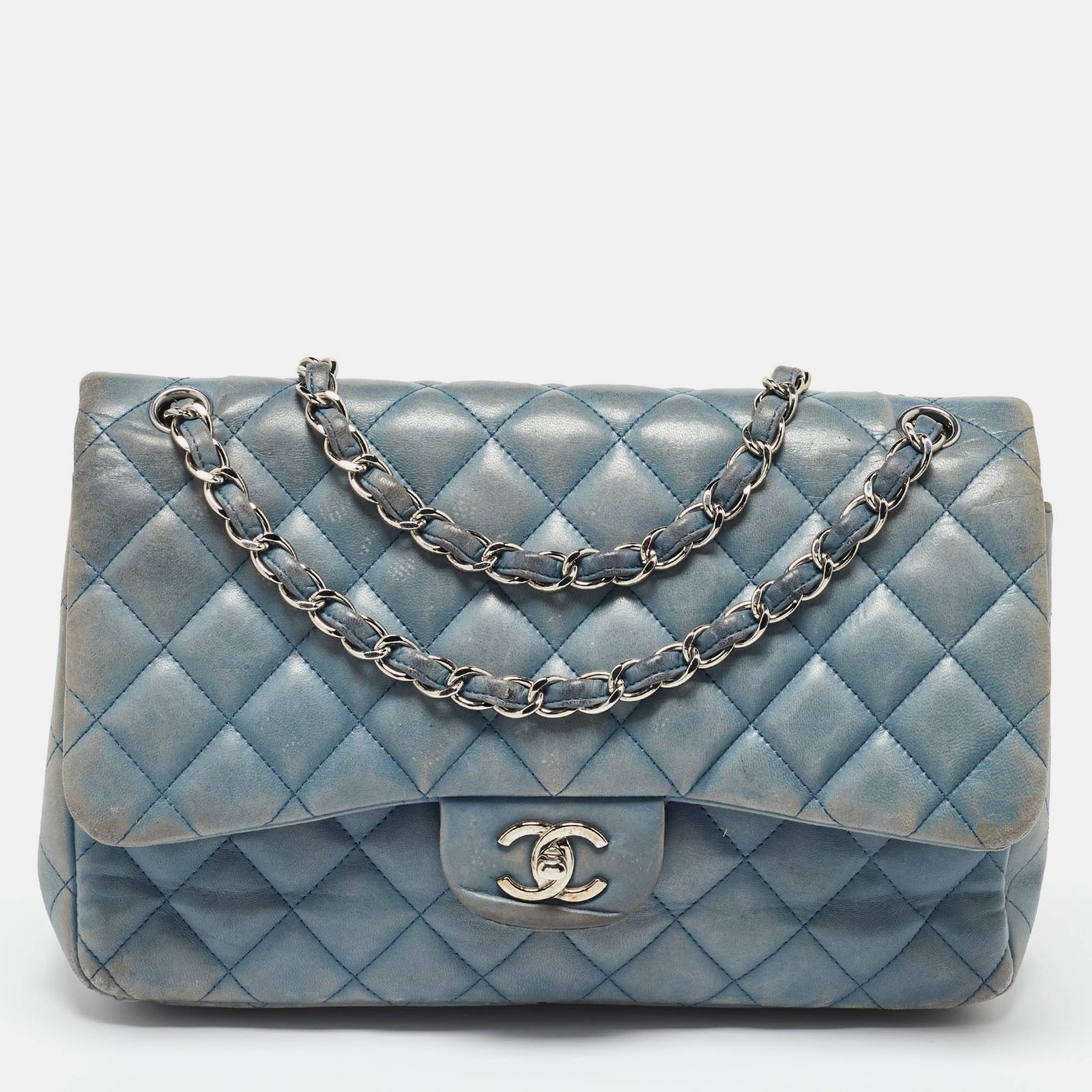 Chanel Sac à rabat double classique en cuir matelassé bleu