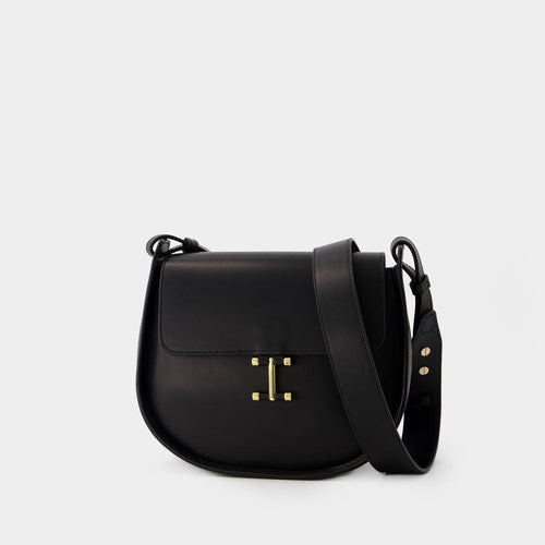 Women's Senda Shoulder Bag in Black | INTL036BCA033