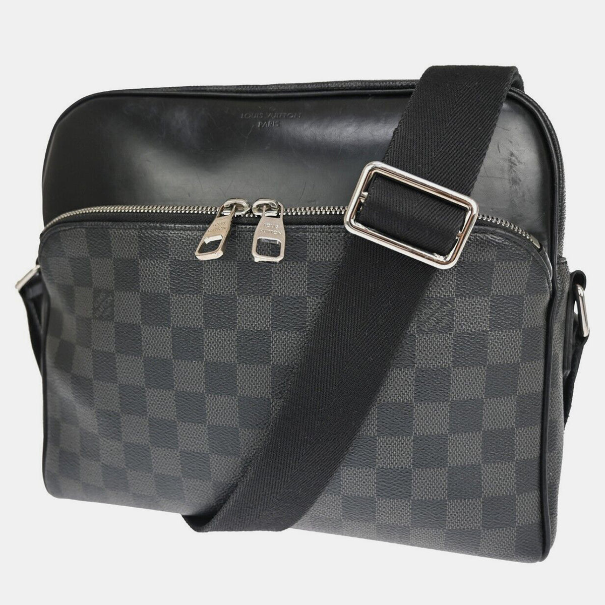 Louis Vuitton Black Canvas Reporter Dayton shoulder bag