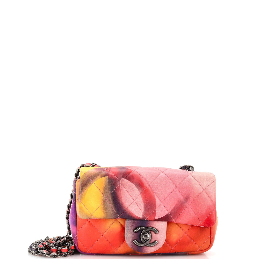 CHANEL Flower Power Flap Bag gestepptes Lammleder Extra Mini