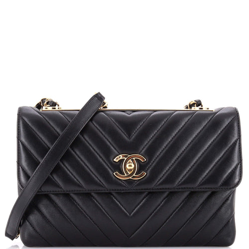 CHANEL Trendy CC Flap Bag Chevron Lambskin Medium